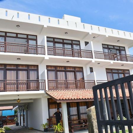 Arrow Beach Resort Bussa Екстериор снимка