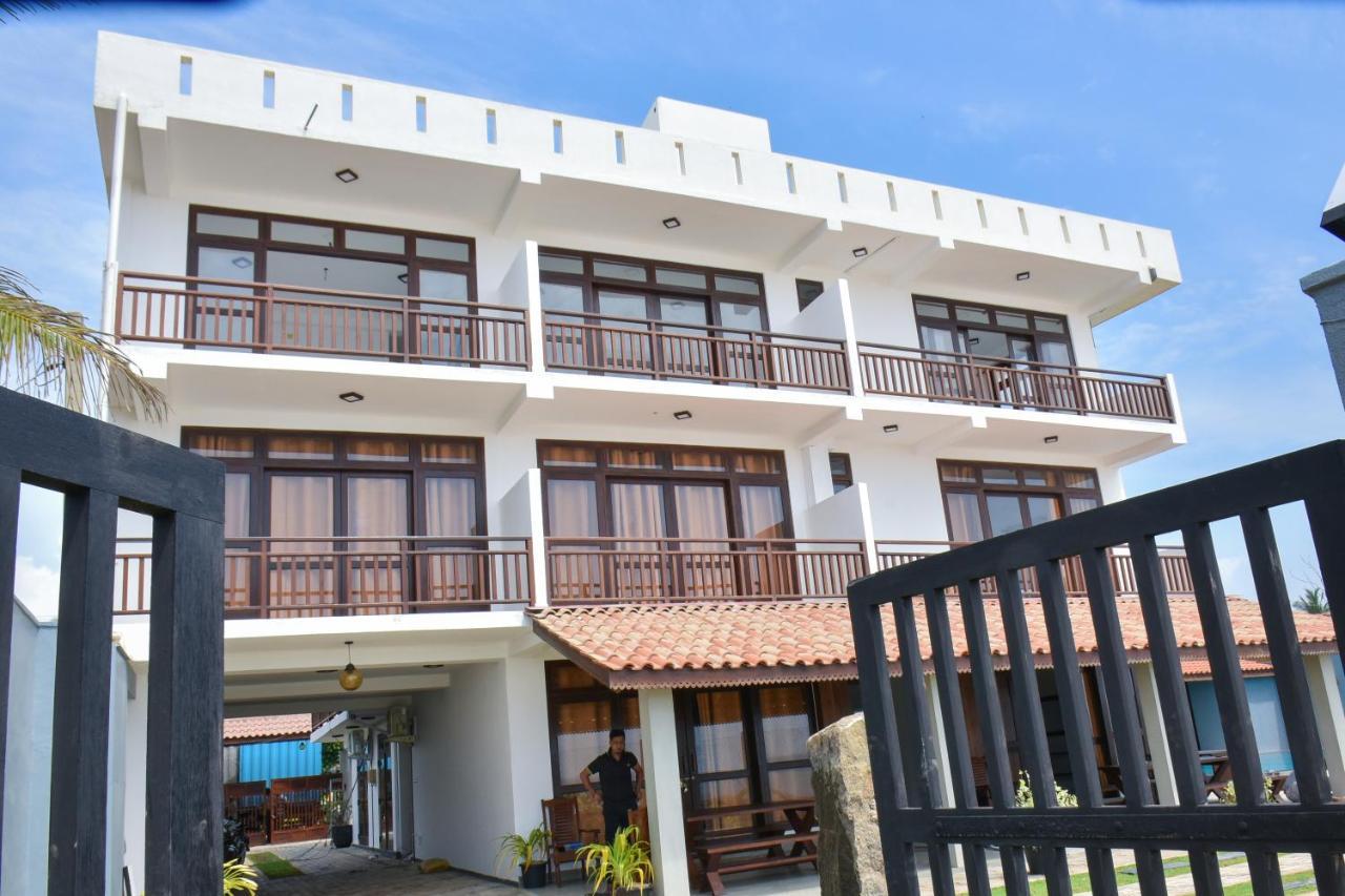 Arrow Beach Resort Bussa Екстериор снимка